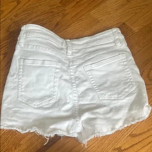 H&M Classic White Jean Shorts thumbnail 4