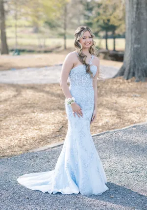 Sherri Hill Prom Dress thumbnail 1