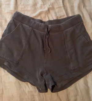 Old Navy Sweatshorts thumbnail 1