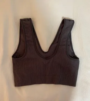 Gymshark Sports Bra thumbnail 2
