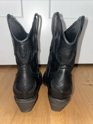 Women’s Black Fashion Cowgirl Western Ankle Boots Mid Heel Size 7 thumbnail 3