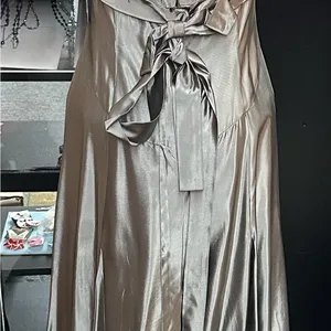 Vera Wang sz 10 gray long formal dress thumbnail 3