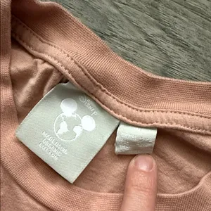 Disney Blush Mickey & Minnie Heart Tee Size Medium thumbnail 2
