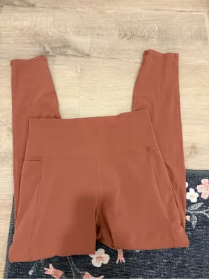 Vuori Studio Pocket Leggings Size XS thumbnail 2