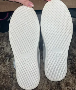 MIA Krew Sneakers thumbnail 6