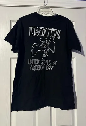 Led Zeppelin Graphic Band Tee - Vintage Style Men’s Shirt is a size Large. thumbnail 1