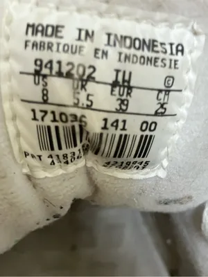 Women's Nike Vintage Airliner Size 8 thumbnail 8
