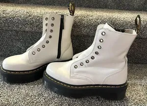Dr. Martens JADON BOOT SMOOTH LEATHER PLATFORMS thumbnail 1