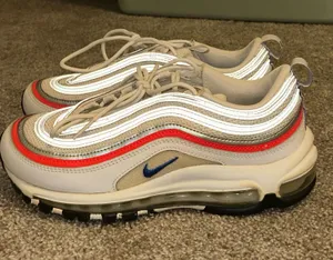 Nike Tennis Shoes thumbnail 1