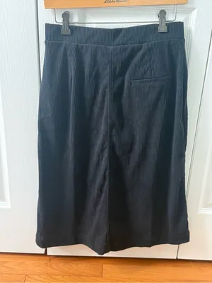 Halara Auracord Cloud Mid Rise Front Side Flap Pocket Mini Corduroy Skirt Black thumbnail 3