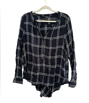 Lucky Brand Black and Navy Plaid Button Up // Size Large thumbnail 1