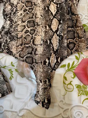 LELIS COLLECTION Snakeskin Print Long Sleeve Bodysuit thumbnail 3