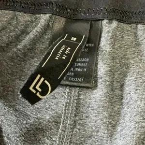 LLC Gray Size M thumbnail 3