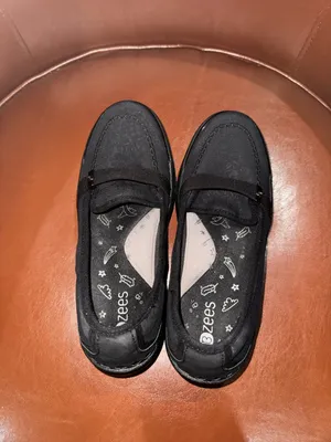 Bzees Slip On Flats Size 7.5 Great Condition thumbnail 6
