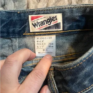Wrangler vintage jeans size 30 made in Japan thumbnail 2