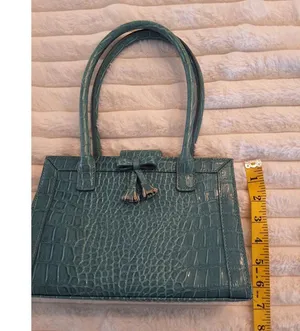 Liz Claiborne NWOT Accessories Teal Croc Embossed Mini Handbag Bow & Tassel thumbnail 7