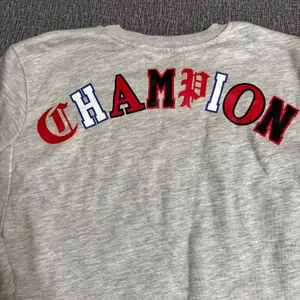 Champion Women’s Crop Sweatshirt thumbnail 6