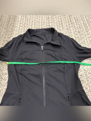NWT Halara Black SoftlyZero Full Zip Jacket thumbnail 10