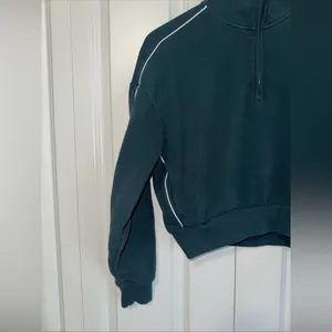 Athleta Forever Fleece 1/2 Zip High Hip Piping Sweatshirt S thumbnail 3