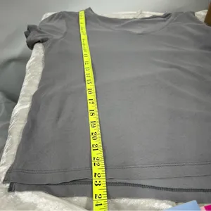 Lululemon size 6 Gray V-Neck Women's Top FLAWED thumbnail 8