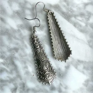 Moda Tibetan Silver Dangle Earrings thumbnail 3