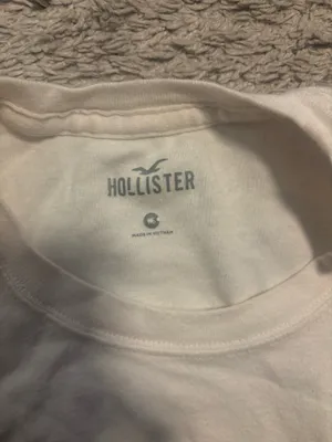Hollister Baby Tee thumbnail 3