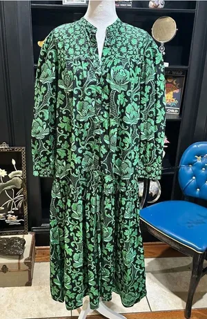 Tuckernuck Pink City Prints Green Floral Mid Length Dress Size Small thumbnail 1
