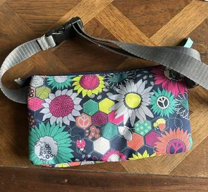 Lily Bloom Fanny pack bag thumbnail 2