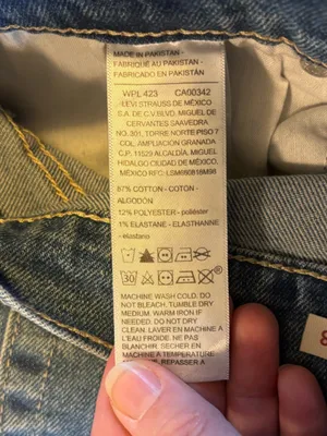 NWT Levi’s women’s Vintage High Rise Straight jeans sz 8 thumbnail 4