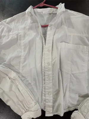 Altar'd State White Cropped Button-Up Shirt thumbnail 4