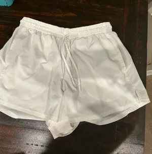 Lululemon Shorts thumbnail 1