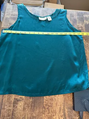 VICTORIA'S SECRET Gold Label Vintage Silk Camisole Emerald Green S Quiet Luxury thumbnail 5