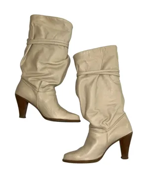 Dingo Vintage Cream Leather Slouch Boots Bow Tie Stacked Heel Pointed Toe Size 9 thumbnail 1