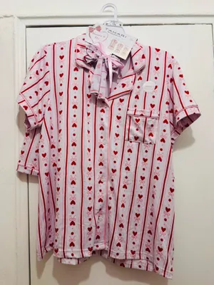Tahari hearts and bow soft and cozy womens pajama set size L thumbnail 1
