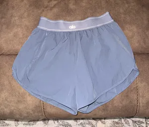 Alo Yoga Shorts Match Point thumbnail 1