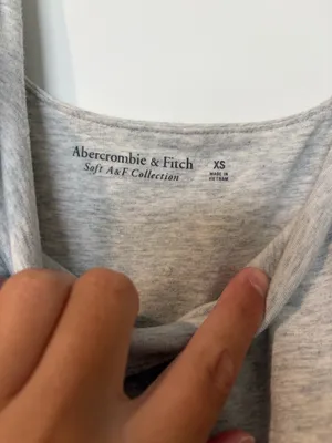 Abercrombie & Fitch Light Heather Gray Scoop Neck Tank thumbnail 2