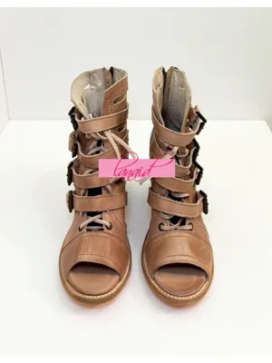 Freebird Braeden Blush Leather Tan Distressed Edgy Buckles Low Heel Sandals 10 thumbnail 8
