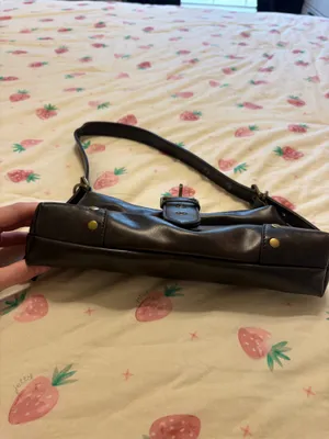 Amazon Vintage buckle shoulder bag thumbnail 7