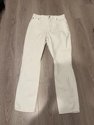 Curve Love Ultra High Rise Slim Straight Jean white Size 31 12 thumbnail 3
