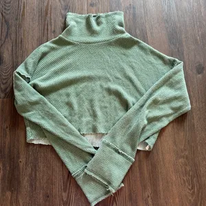 Urban Outfitters Top thumbnail 1