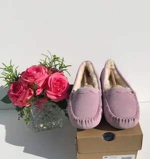 UGG Scalloped Moc thumbnail 4