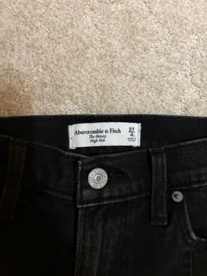 Abercrombie High-Rise Skinny Jeans thumbnail 4