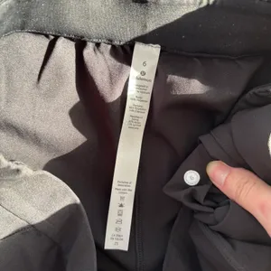 Lululemon Essential High-Rise Pants thumbnail 7
