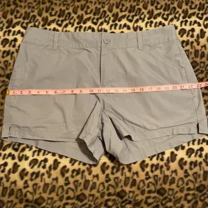Columbia Shorts Women’s Size 16 Columbia Sportswear Women's Washed Out Shorts 4” thumbnail 14