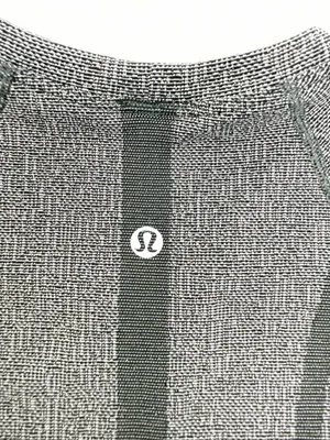 Lululemon Swiftly 2.0 Short Sleeve Top Hip Length Sparkle Silver Metallic Lurex thumbnail 8