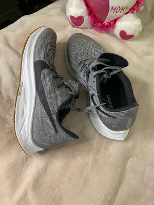 Nike Air Zoom Pegasus 36 Running Shoes Women’s Size 11.5 thumbnail 4