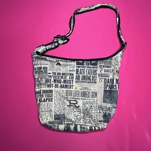 Harry Potter Daily Prophet Newspaper Canvas Hobo Slouch Shoulder Bag Purse 2015 thumbnail 2