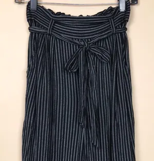 American Eagle Women’s Striped Black White Tie High Waist Rolled Hem Pants thumbnail 2