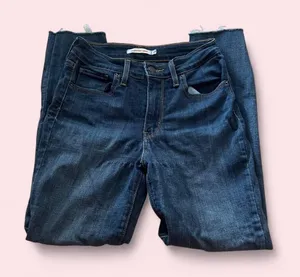 Levi's High waisted skinny jeans thumbnail 1