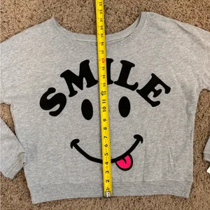 NWT Stranded Smile Gray Womens size Small thumbnail 6